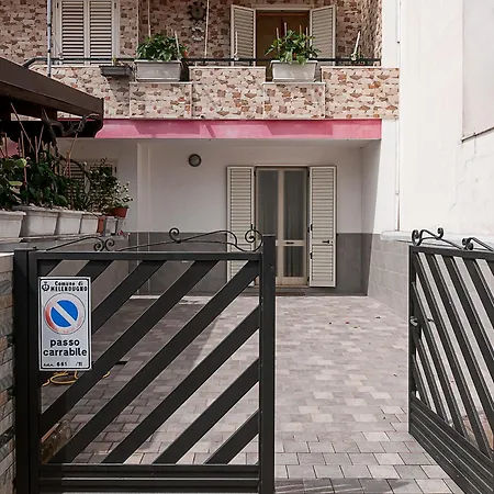Relax A 500m Dal Mare - Ampio Giardino, Wifi E Parcheggio Inclusi! *